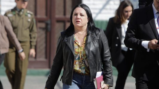 “Tenemos que ordenar el país”: Ministra Steinert intensifica medidas migratorias