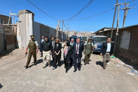 “Tenemos que tener la capacidad de saber quiénes están en nuestra casa”: Ministra Steinert defiende controles migratorios en el norte