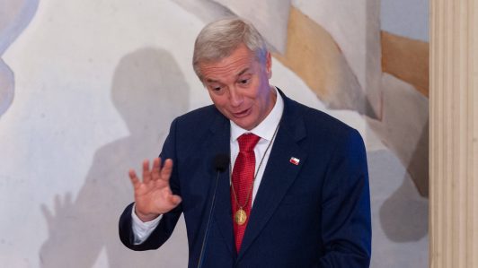 "No hubo financiamiento público, salvo por el servicio": Kast confirma fiscalización de Contraloría por almuerzo en La Moneda