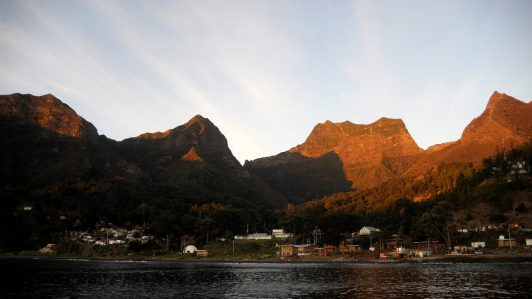 Gobierno ingresó proyecto al Senado para regular residencia de turistas en el archipiélago Juan Fernández: ¿De qué se trata?