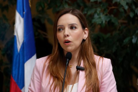 RN respalda a Camila Flores y rechaza medidas disciplinarias por investigación en Fiscalía