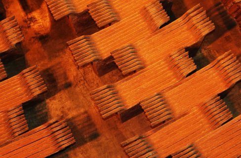 Cobre toca máximo en más de tres semanas por expectativa ante reunión entre EEUU e Irán