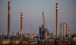 Portugal aprueba un proyecto de ley para reducir más el impuesto a los combustibles