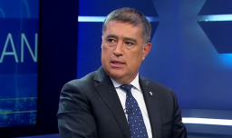 “La comunicación no fue buena”: Desbordes cuestiona anuncio del alza de combustibles, pero dice sentirse "cómodo con el estilo de Kast"