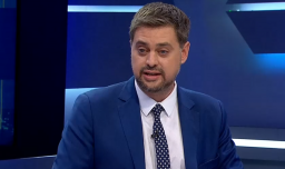 “Estoy de acuerdo con la solicitud de renuncia”: Manouchehri respaldó a Cicardini cuando pidió la salida de Quiroz en debate por combustibles en el Senado