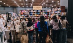 El tejido es tendencia: Expo Teje reunirá a más de 100 expositores en Santiago