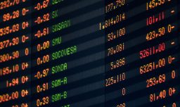 IPSA cierra a la baja y cae de los 10.700 puntos ante la incertidumbre en Medio Oriente