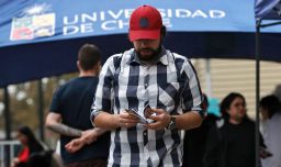 Universidad de Chile celebrará el Día del Libro entregando más de 3 mil ejemplares de Gabriela Mistral: ¿Dónde será la actividad?