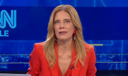 Rincón y polémicos dichos de ministra Natalia Ducó: "Un superhéroe merece una buena capa, pero la capa no hace al superhéroe"