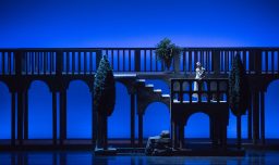 Teatro Municipal inicia su temporada de ballet con Romeo y Julieta y con inédito "after party" para jóvenes de hasta 30 años