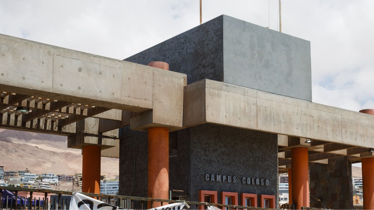 Universidad de Antofagasta evacuó campus tras alerta por sujeto presuntamente armado