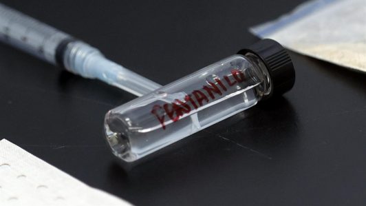 Justicia argentina investiga muerte de trabajadores de la salud por sobredosis de fentanilo y propofol