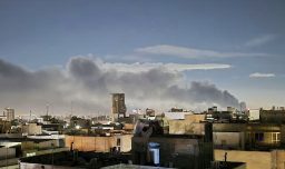 Israel ataca importante planta petroquímica iraní en Asaluyeh, según el ministro de Defensa