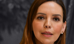 Camila Flores rompe el silencio por investigación en su contra: "Soy una mujer valiente y no me dejaré amedrentar"