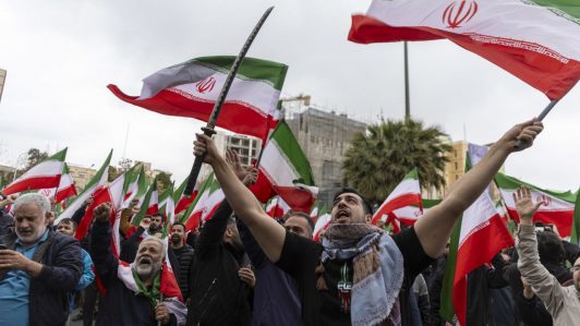 Caída de avión de combate estadounidense: Irán anuncia recompensa para quien capture a “piloto o pilotos enemigos”