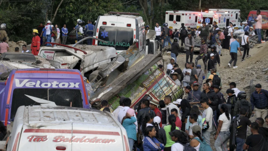 Colombia: Ataque con explosivos en carretera dejó al menos 20 fallecidos
