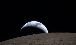 Misión Artemis II desde Orión: De las imágenes del lado oscuro de la Luna a la extraña vida cotidiana al interior de la nave