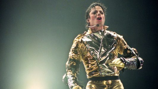 Biopic de Michael Jackson gastó US$15 millones en nuevos rodajes para eliminar escenas sobre acusaciones de abuso
