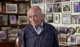 Andrés Zaldívar recuerda episodio vivido en dictadura: “Me tiraron un tarro de mierda en pleno Huérfanos y me pusieron una pistola en el pecho”