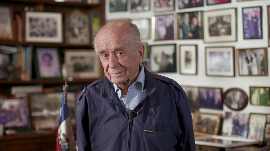 Andrés Zaldívar recuerda episodio vivido en dictadura: “Me tiraron un tarro de mierda en pleno Huérfanos y me pusieron una pistola en el pecho”