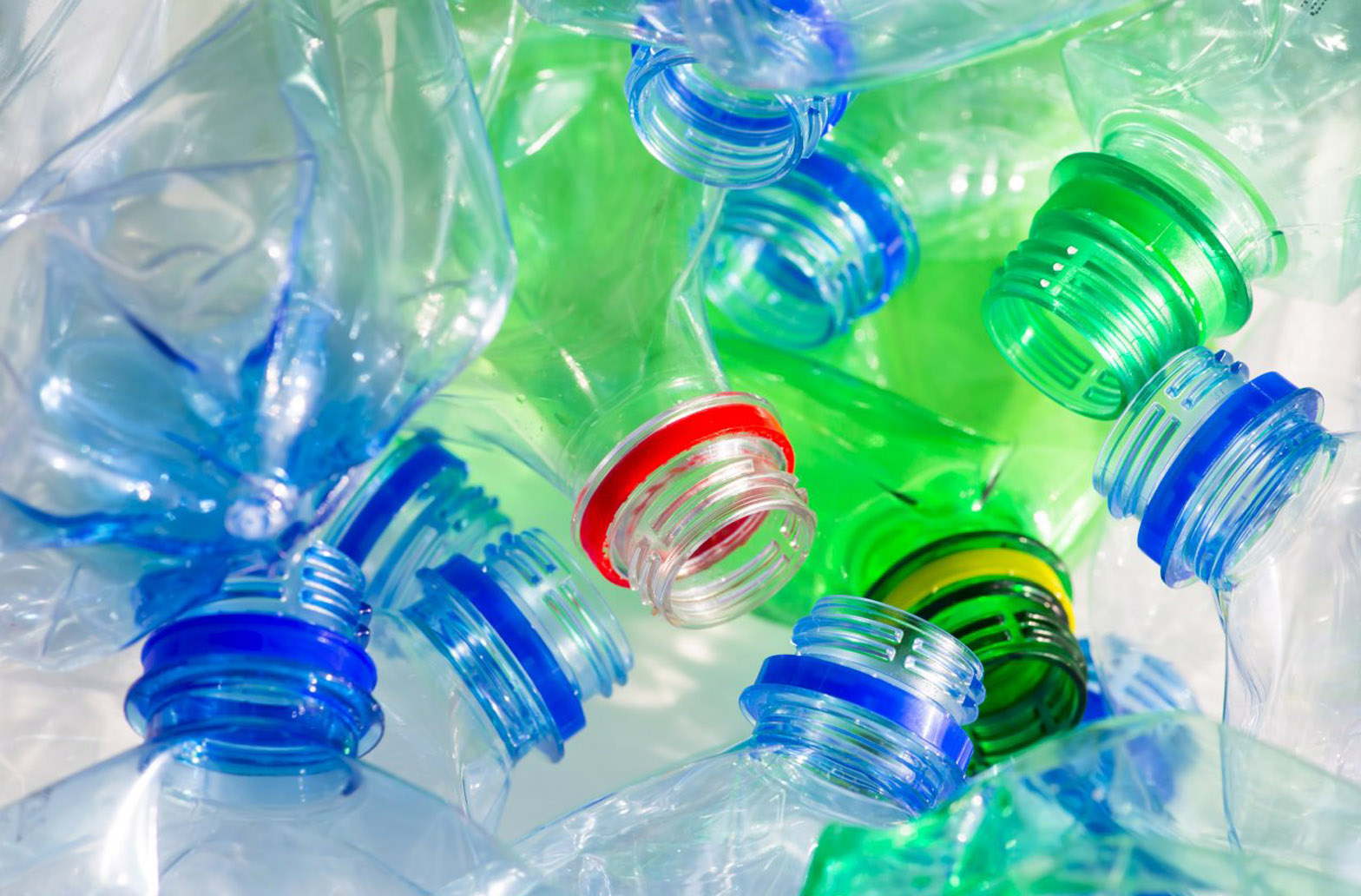 Breve guía para entender cuáles son los tipos de plástico y para qué sirven