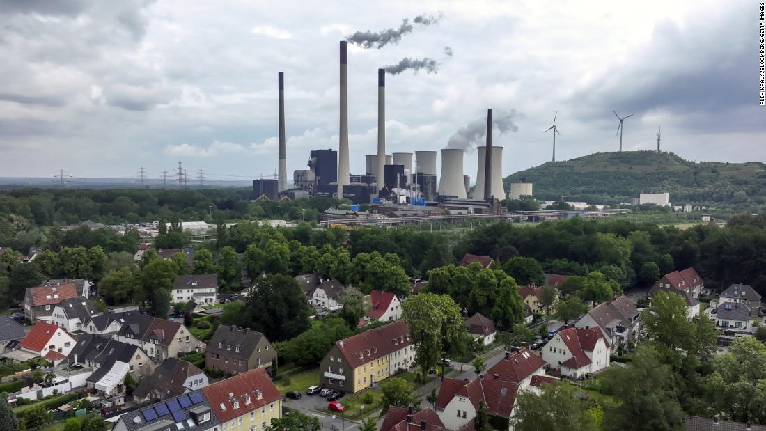 Alemania anuncia la restricción del consumo de gas natural y reactiva las  estaciones de carbón